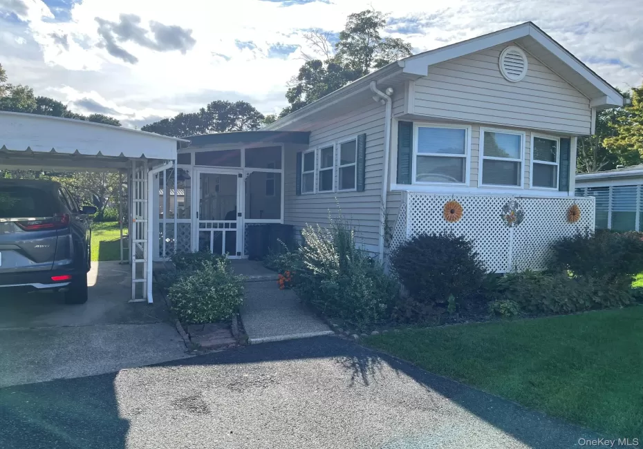 1661 Old Country Rd, Riverhead, NY, 2 Bedrooms Bedrooms, 5 Rooms Rooms,1 BathroomBathrooms,Residential,For Rent,Old Country Rd,0,1053644 1661 Old Country Rd, Riverhead, NY, 2 Bedrooms Bedrooms, 5 Rooms Rooms,1 BathroomBathrooms,Residential,For Rent,Old Country Rd,0,1053644