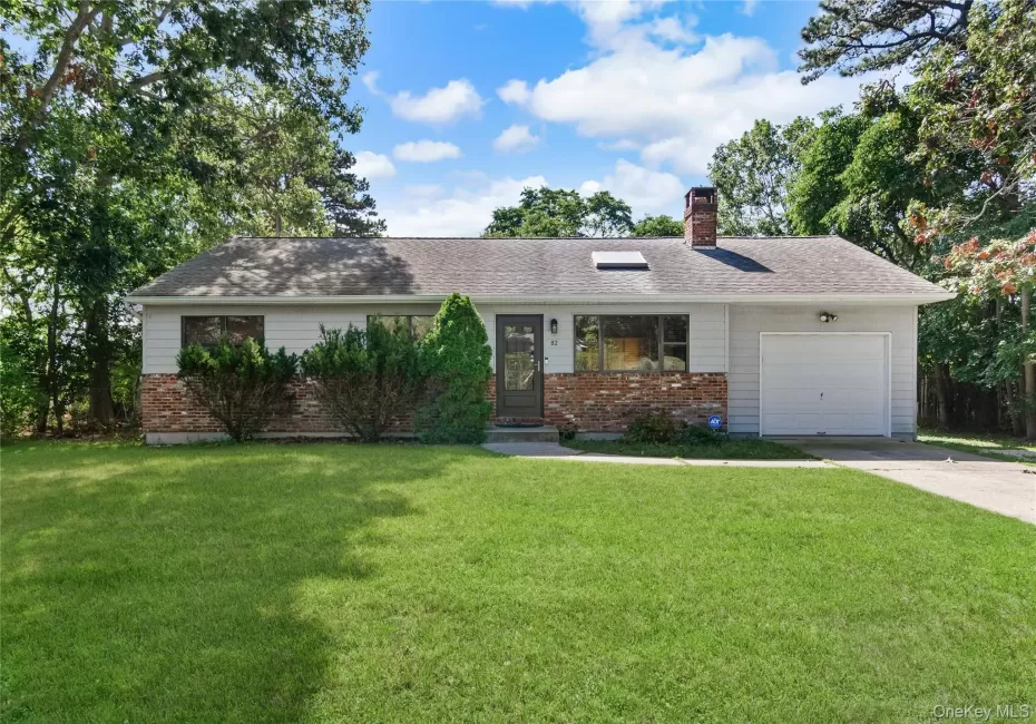 82 Argonne Road, Southampton, NY, 3 Bedrooms Bedrooms, 7 Rooms Rooms,2 BathroomsBathrooms,Residential,For Rent,Argonne,0,1053691 82 Argonne Road, Southampton, NY, 3 Bedrooms Bedrooms, 7 Rooms Rooms,2 BathroomsBathrooms,Residential,For Rent,Argonne,0,1053691