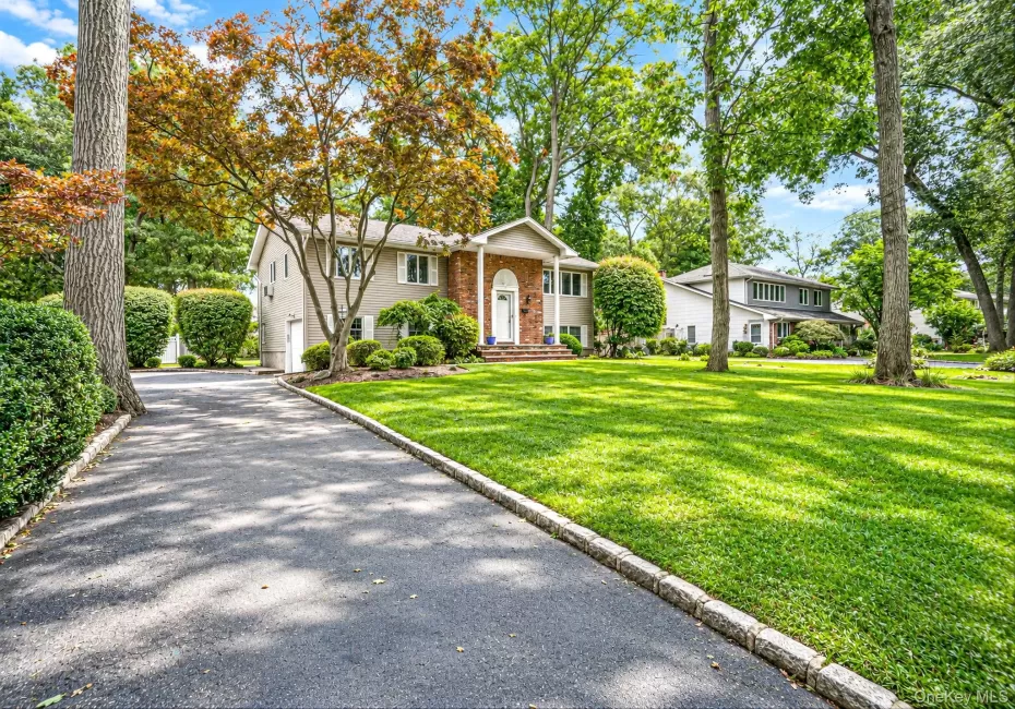 3 Oasis Place, Huntington, NY, 4 Bedrooms Bedrooms, 8 Rooms Rooms,2 BathroomsBathrooms,Residential,For Rent,Oasis,0,1055721 3 Oasis Place, Huntington, NY, 4 Bedrooms Bedrooms, 8 Rooms Rooms,2 BathroomsBathrooms,Residential,For Rent,Oasis,0,1055721