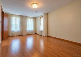 12 Balfour Street, New York, NY, 3 Bedrooms Bedrooms, 5 Rooms Rooms,1 BathroomBathrooms,Residential Lease,For Rent,Balfour Street,0,1055800 12 Balfour Street, New York, NY, 3 Bedrooms Bedrooms, 5 Rooms Rooms,1 BathroomBathrooms,Residential Lease,For Rent,Balfour Street,0,1055800