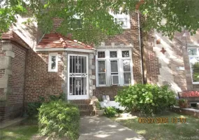 82-51 penelope Avenue, New York, NY, 3 Bedrooms Bedrooms, 6 Rooms Rooms,1 BathroomBathrooms,Residential,For Rent,penelope,0,1053588 82-51 penelope Avenue, New York, NY, 3 Bedrooms Bedrooms, 6 Rooms Rooms,1 BathroomBathrooms,Residential,For Rent,penelope,0,1053588