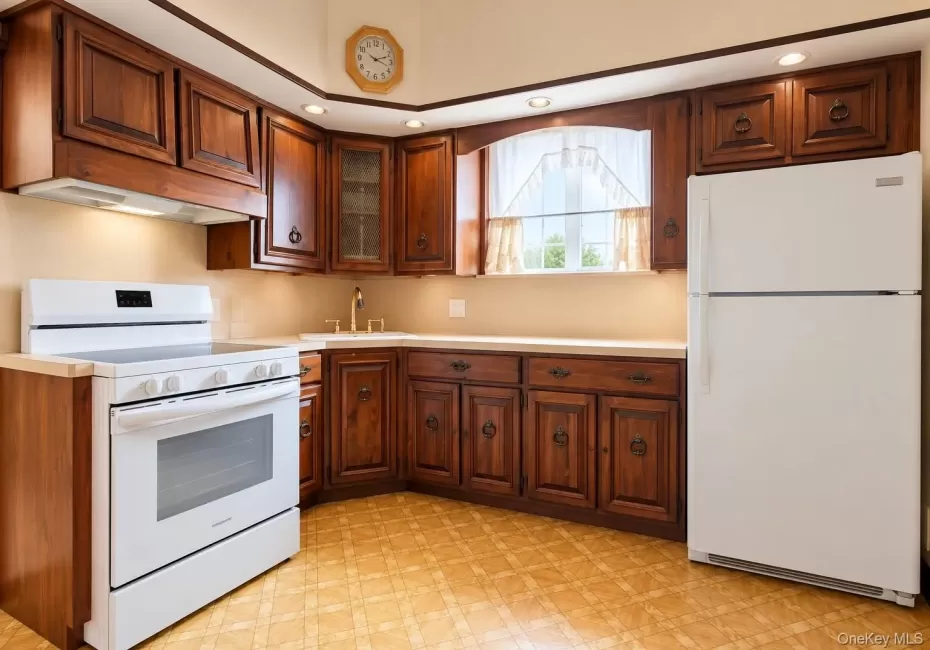 12 Balfour Street, New York, NY, 3 Bedrooms Bedrooms, 5 Rooms Rooms,1 BathroomBathrooms,Residential Lease,For Rent,Balfour Street,0,1055879 12 Balfour Street, New York, NY, 3 Bedrooms Bedrooms, 5 Rooms Rooms,1 BathroomBathrooms,Residential Lease,For Rent,Balfour Street,0,1055879