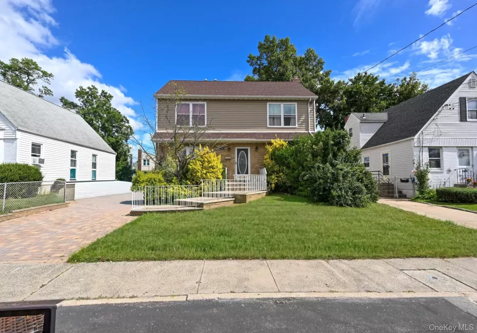 151 Nassau Boulevard, Hempstead, NY, 4 Bedrooms Bedrooms, 8 Rooms Rooms,3 BathroomsBathrooms,Residential,For Rent,Nassau,0,1054313 151 Nassau Boulevard, Hempstead, NY, 4 Bedrooms Bedrooms, 8 Rooms Rooms,3 BathroomsBathrooms,Residential,For Rent,Nassau,0,1054313