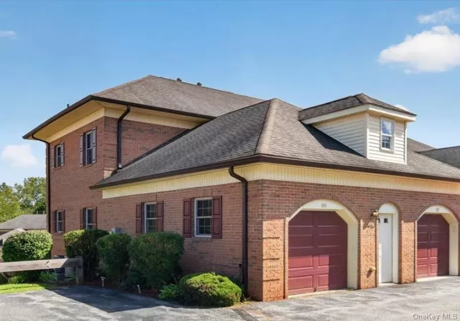 116 High Point Circle, Newburgh (town), NY, 2 Bedrooms Bedrooms, 5 Rooms Rooms,2 BathroomsBathrooms,Residential,For Rent,High Point,0,1049067 116 High Point Circle, Newburgh (town), NY, 2 Bedrooms Bedrooms, 5 Rooms Rooms,2 BathroomsBathrooms,Residential,For Rent,High Point,0,1049067