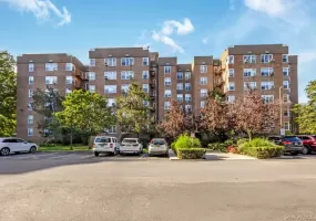 18-40 211th Street, New York, NY, 2 Bedrooms Bedrooms, 5 Rooms Rooms,1 BathroomBathrooms,Residential,For Rent,211th,0,1055321 18-40 211th Street, New York, NY, 2 Bedrooms Bedrooms, 5 Rooms Rooms,1 BathroomBathrooms,Residential,For Rent,211th,0,1055321