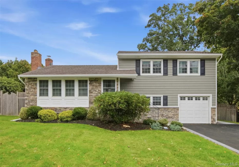 23 Apple Tree Drive, Smithtown, NY, 4 Bedrooms Bedrooms, 7 Rooms Rooms,2 BathroomsBathrooms,Residential,For Rent,Apple Tree,0,1053726 23 Apple Tree Drive, Smithtown, NY, 4 Bedrooms Bedrooms, 7 Rooms Rooms,2 BathroomsBathrooms,Residential,For Rent,Apple Tree,0,1053726