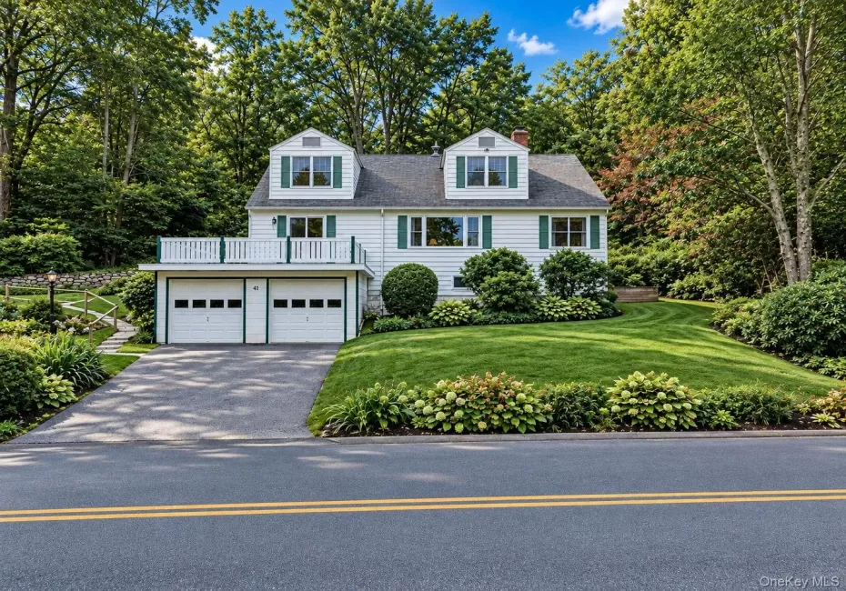 2 Car Garage entry 2 Car Garage entry
