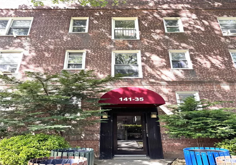141-35 79th Avenue, New York, NY, 1 Bedroom Bedrooms, 4 Rooms Rooms,1 BathroomBathrooms,Residential,For Rent,79th,0,1055689 141-35 79th Avenue, New York, NY, 1 Bedroom Bedrooms, 4 Rooms Rooms,1 BathroomBathrooms,Residential,For Rent,79th,0,1055689