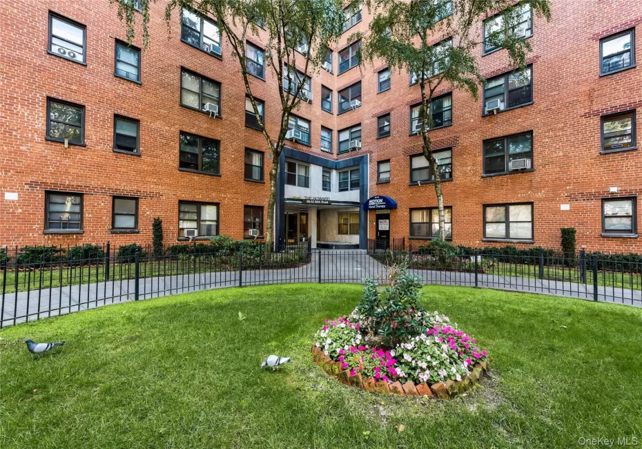 99-52 66th Rd, New York, NY, 4 Rooms Rooms,1 BathroomBathrooms,Residential,For Rent,66th Rd,0,1055921 99-52 66th Rd, New York, NY, 4 Rooms Rooms,1 BathroomBathrooms,Residential,For Rent,66th Rd,0,1055921