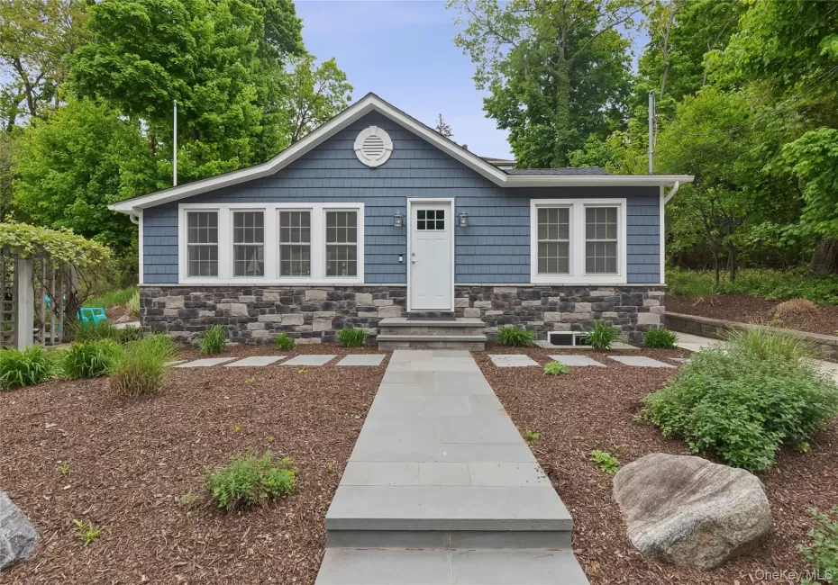 760-762 Old Dock Road, Smithtown, NY, 4 Bedrooms Bedrooms, 10 Rooms Rooms,2 BathroomsBathrooms,Residential,For Rent,Old Dock,0,998905 760-762 Old Dock Road, Smithtown, NY, 4 Bedrooms Bedrooms, 10 Rooms Rooms,2 BathroomsBathrooms,Residential,For Rent,Old Dock,0,998905