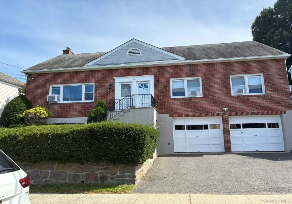 Front of the home tenant has its separate entrance Front of the home tenant has its separate entrance