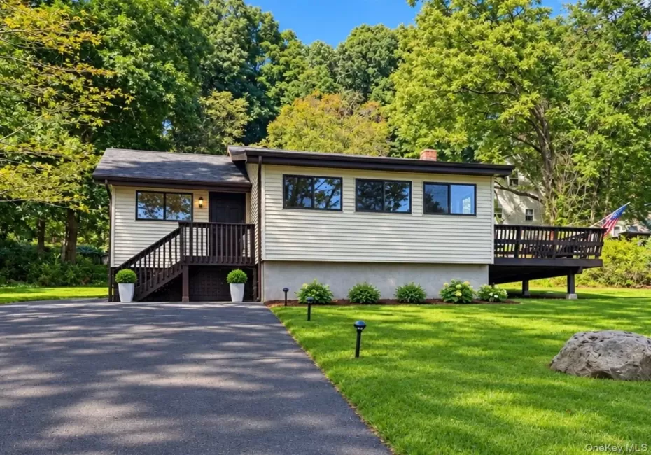 46 Lake Shore Drive, Somers, NY, 1 Bedroom Bedrooms, 4 Rooms Rooms,1 BathroomBathrooms,Residential,For Rent,Lake Shore,0,1051081 46 Lake Shore Drive, Somers, NY, 1 Bedroom Bedrooms, 4 Rooms Rooms,1 BathroomBathrooms,Residential,For Rent,Lake Shore,0,1051081