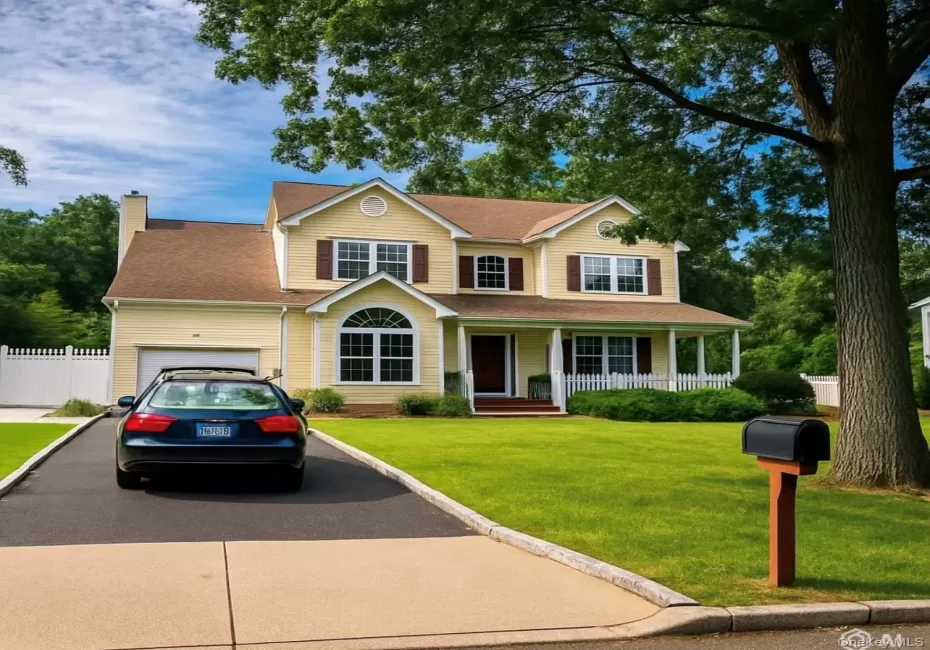 37 Howard Drive, Brookhaven, NY, 5 Bedrooms Bedrooms, 12 Rooms Rooms,3 BathroomsBathrooms,Residential,For Rent,Howard,0,1053135 37 Howard Drive, Brookhaven, NY, 5 Bedrooms Bedrooms, 12 Rooms Rooms,3 BathroomsBathrooms,Residential,For Rent,Howard,0,1053135