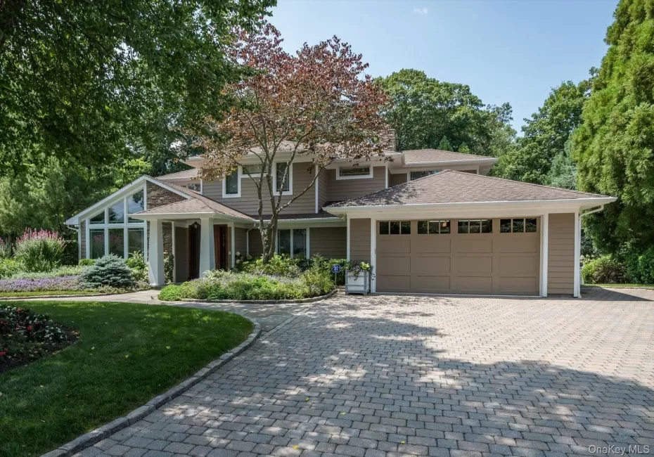 83 Karol Place, Oyster Bay, NY, 6 Bedrooms Bedrooms, 13 Rooms Rooms,4 BathroomsBathrooms,Residential,For Rent,Karol,0,1053492 83 Karol Place, Oyster Bay, NY, 6 Bedrooms Bedrooms, 13 Rooms Rooms,4 BathroomsBathrooms,Residential,For Rent,Karol,0,1053492