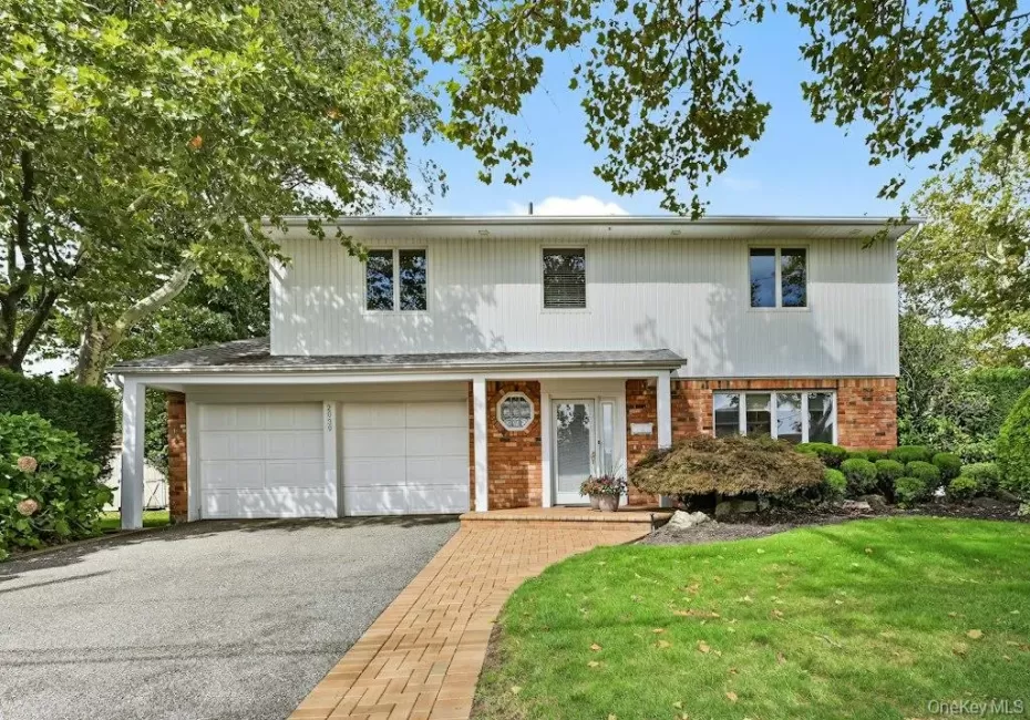 2039 Blanche Lane, Hempstead, NY, 4 Bedrooms Bedrooms, 9 Rooms Rooms,2 BathroomsBathrooms,Residential,For Rent,Blanche,0,1054235 2039 Blanche Lane, Hempstead, NY, 4 Bedrooms Bedrooms, 9 Rooms Rooms,2 BathroomsBathrooms,Residential,For Rent,Blanche,0,1054235