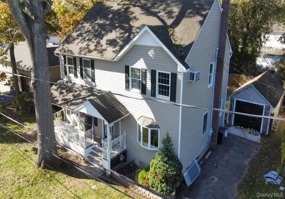 16 Babylon Drive, Brookhaven, NY, 5 Bedrooms Bedrooms, 10 Rooms Rooms,2 BathroomsBathrooms,Residential,For Rent,Babylon,0,1055970 16 Babylon Drive, Brookhaven, NY, 5 Bedrooms Bedrooms, 10 Rooms Rooms,2 BathroomsBathrooms,Residential,For Rent,Babylon,0,1055970
