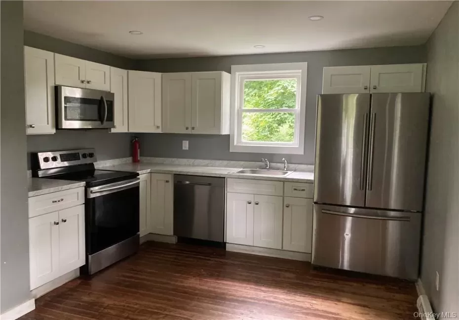 29 Jones Road, Warwick (town), NY, 2 Bedrooms Bedrooms, 7 Rooms Rooms,1 BathroomBathrooms,Residential Lease,For Rent,Jones,0,1053296 29 Jones Road, Warwick (town), NY, 2 Bedrooms Bedrooms, 7 Rooms Rooms,1 BathroomBathrooms,Residential Lease,For Rent,Jones,0,1053296