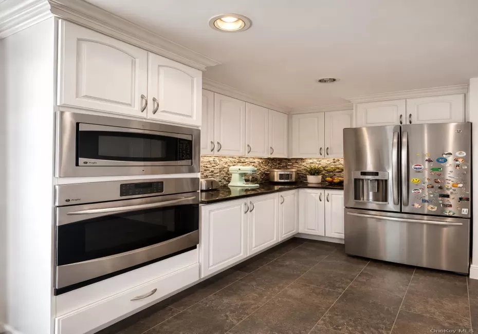 202-13 33rd Avenue, New York, NY, 3 Bedrooms Bedrooms, 5 Rooms Rooms,2 BathroomsBathrooms,Residential,For Rent,33rd,0,1055932 202-13 33rd Avenue, New York, NY, 3 Bedrooms Bedrooms, 5 Rooms Rooms,2 BathroomsBathrooms,Residential,For Rent,33rd,0,1055932