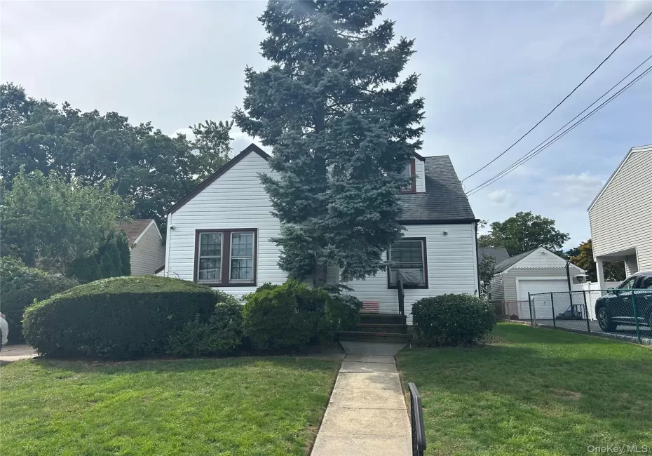 304 Lorraine Street, Hempstead, NY, 2 Bedrooms Bedrooms, 4 Rooms Rooms,1 BathroomBathrooms,Residential,For Rent,Lorraine,0,1055042 304 Lorraine Street, Hempstead, NY, 2 Bedrooms Bedrooms, 4 Rooms Rooms,1 BathroomBathrooms,Residential,For Rent,Lorraine,0,1055042