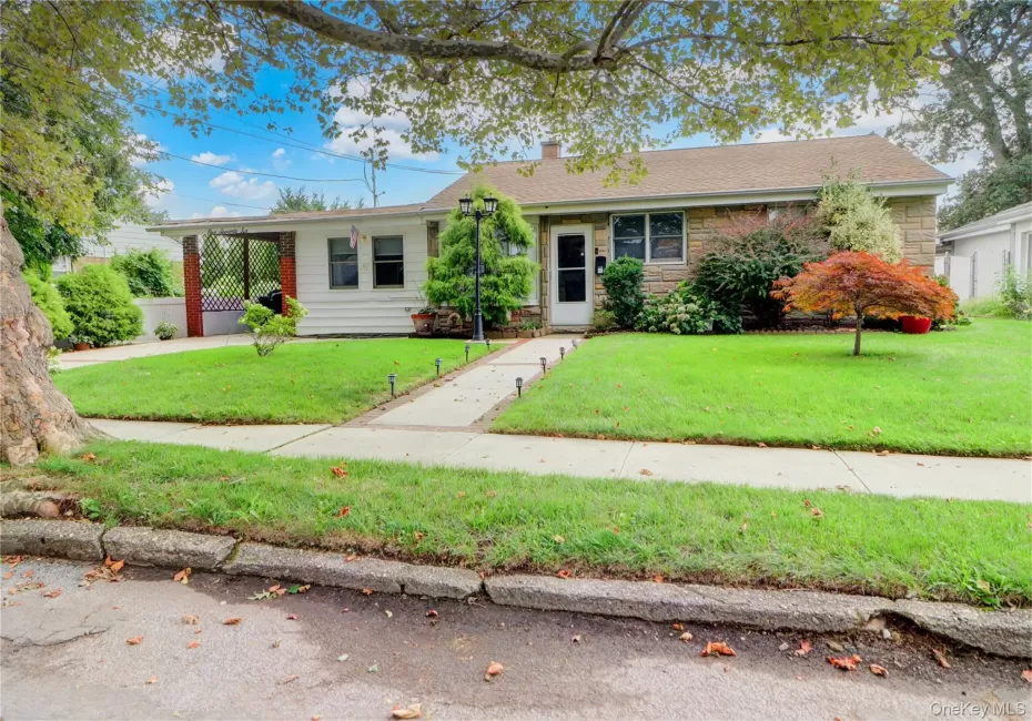 176 Tottenham Road, Hempstead, NY, 4 Bedrooms Bedrooms, 8 Rooms Rooms,2 BathroomsBathrooms,Residential,For Rent,Tottenham,0,1056109 176 Tottenham Road, Hempstead, NY, 4 Bedrooms Bedrooms, 8 Rooms Rooms,2 BathroomsBathrooms,Residential,For Rent,Tottenham,0,1056109