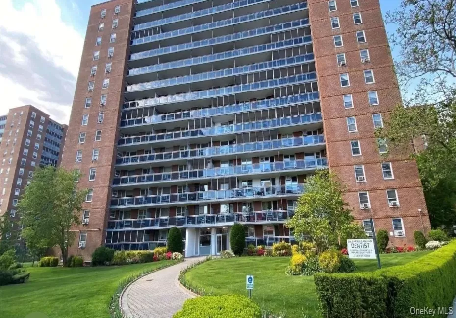 97-37 63 Road, New York, NY, 1 Bedroom Bedrooms, 3 Rooms Rooms,1 BathroomBathrooms,Residential,For Rent,63 Road,0,1056073 97-37 63 Road, New York, NY, 1 Bedroom Bedrooms, 3 Rooms Rooms,1 BathroomBathrooms,Residential,For Rent,63 Road,0,1056073