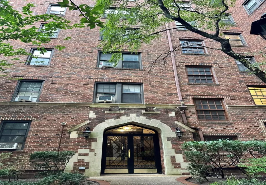 68-36 Burns, New York, NY, 1 Bedroom Bedrooms, 3 Rooms Rooms,1 BathroomBathrooms,Residential,For Rent,Burns,0,1056074 68-36 Burns, New York, NY, 1 Bedroom Bedrooms, 3 Rooms Rooms,1 BathroomBathrooms,Residential,For Rent,Burns,0,1056074