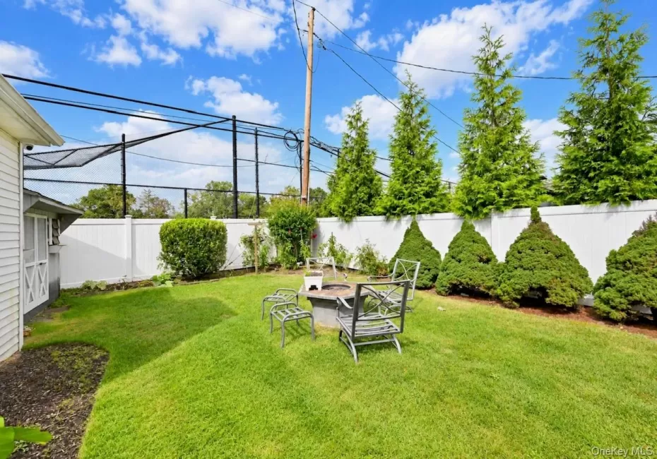371 Iowa Avenue, Oyster Bay, NY, 4 Bedrooms Bedrooms, 8 Rooms Rooms,2 BathroomsBathrooms,Residential,For Rent,Iowa,0,1056116 371 Iowa Avenue, Oyster Bay, NY, 4 Bedrooms Bedrooms, 8 Rooms Rooms,2 BathroomsBathrooms,Residential,For Rent,Iowa,0,1056116