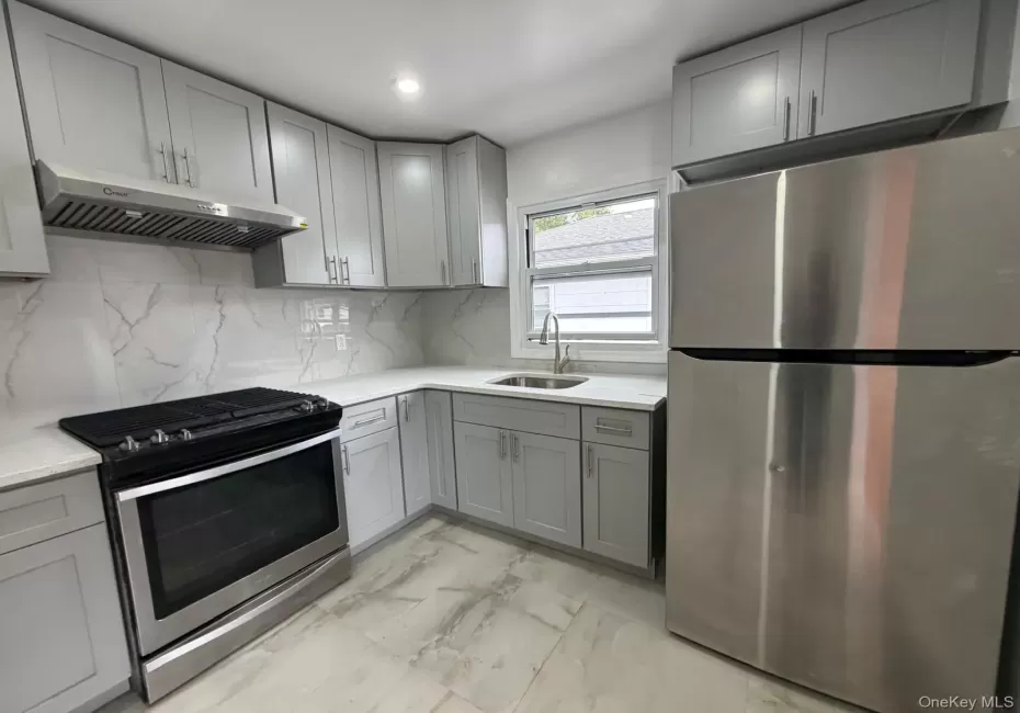 19 Gibson Boulevard, Hempstead, NY, 3 Bedrooms Bedrooms, 5 Rooms Rooms,1 BathroomBathrooms,Residential Lease,For Rent,Gibson,0,1056317 19 Gibson Boulevard, Hempstead, NY, 3 Bedrooms Bedrooms, 5 Rooms Rooms,1 BathroomBathrooms,Residential Lease,For Rent,Gibson,0,1056317