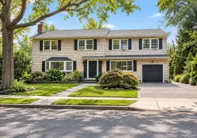 37 Bayberry Avenue, Hempstead, NY, 5 Bedrooms Bedrooms, 14 Rooms Rooms,2 BathroomsBathrooms,Residential,For Rent,Bayberry,0,1056255 37 Bayberry Avenue, Hempstead, NY, 5 Bedrooms Bedrooms, 14 Rooms Rooms,2 BathroomsBathrooms,Residential,For Rent,Bayberry,0,1056255