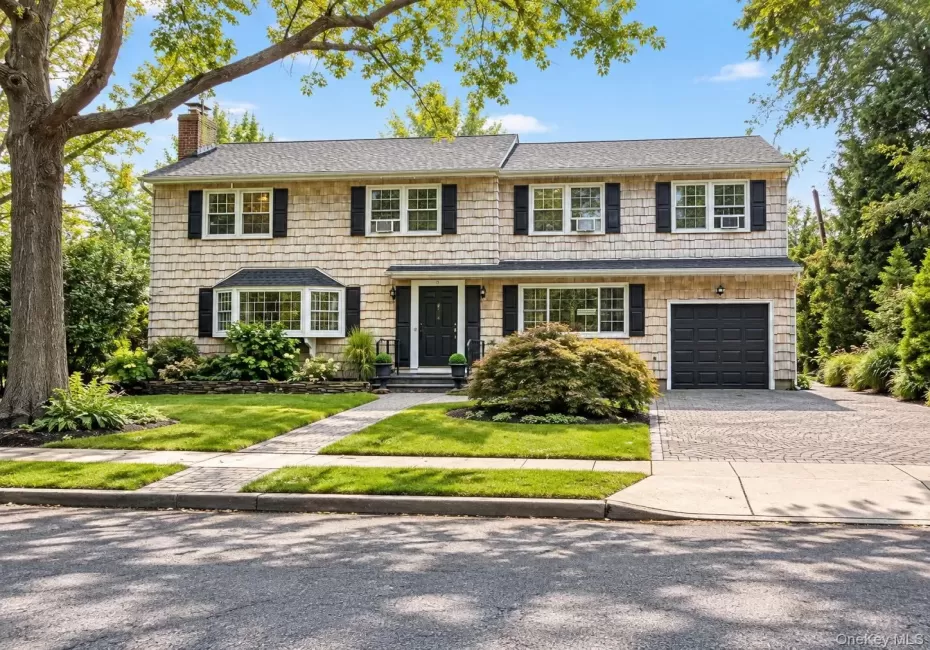 37 Bayberry Avenue, Hempstead, NY, 5 Bedrooms Bedrooms, 14 Rooms Rooms,2 BathroomsBathrooms,Residential,For Rent,Bayberry,0,1056255 37 Bayberry Avenue, Hempstead, NY, 5 Bedrooms Bedrooms, 14 Rooms Rooms,2 BathroomsBathrooms,Residential,For Rent,Bayberry,0,1056255