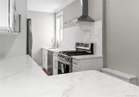 1133 Midland Avenue, Yonkers, NY, 2 Bedrooms Bedrooms, 4 Rooms Rooms,2 BathroomsBathrooms,Residential,For Rent,Midland,0,1056287 1133 Midland Avenue, Yonkers, NY, 2 Bedrooms Bedrooms, 4 Rooms Rooms,2 BathroomsBathrooms,Residential,For Rent,Midland,0,1056287