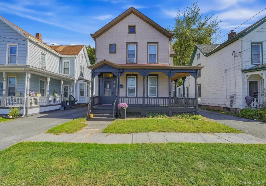 174 Foxhall Avenue, Kingston, NY, 2 Bedrooms Bedrooms, 8 Rooms Rooms,1 BathroomBathrooms,Residential,For Rent,Foxhall,0,1055975 174 Foxhall Avenue, Kingston, NY, 2 Bedrooms Bedrooms, 8 Rooms Rooms,1 BathroomBathrooms,Residential,For Rent,Foxhall,0,1055975