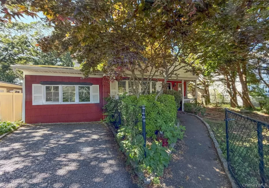 30 Oakwood Drive, Brookhaven, NY, 3 Bedrooms Bedrooms, 6 Rooms Rooms,1 BathroomBathrooms,Residential,For Rent,Oakwood,0,1056211 30 Oakwood Drive, Brookhaven, NY, 3 Bedrooms Bedrooms, 6 Rooms Rooms,1 BathroomBathrooms,Residential,For Rent,Oakwood,0,1056211