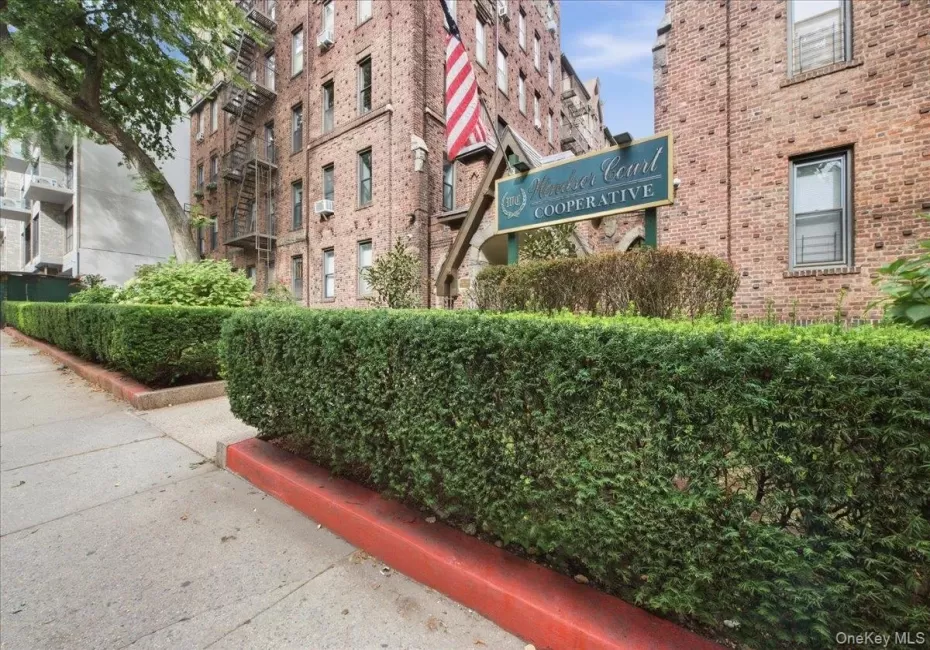 83-19 116th Street, New York, NY, 1 Bedroom Bedrooms, 4 Rooms Rooms,1 BathroomBathrooms,Residential,For Rent,116th,0,1056274 83-19 116th Street, New York, NY, 1 Bedroom Bedrooms, 4 Rooms Rooms,1 BathroomBathrooms,Residential,For Rent,116th,0,1056274
