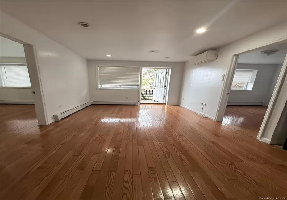 6475 Austin Street, New York, NY, 2 Bedrooms Bedrooms, 3 Rooms Rooms,1 BathroomBathrooms,Residential,For Rent,Austin,0,1056458 6475 Austin Street, New York, NY, 2 Bedrooms Bedrooms, 3 Rooms Rooms,1 BathroomBathrooms,Residential,For Rent,Austin,0,1056458