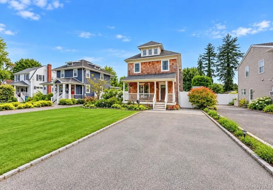 52 Lee Avenue, Brookhaven, NY, 3 Bedrooms Bedrooms, 7 Rooms Rooms,2 BathroomsBathrooms,Residential,For Rent,Lee,0,1048668 52 Lee Avenue, Brookhaven, NY, 3 Bedrooms Bedrooms, 7 Rooms Rooms,2 BathroomsBathrooms,Residential,For Rent,Lee,0,1048668