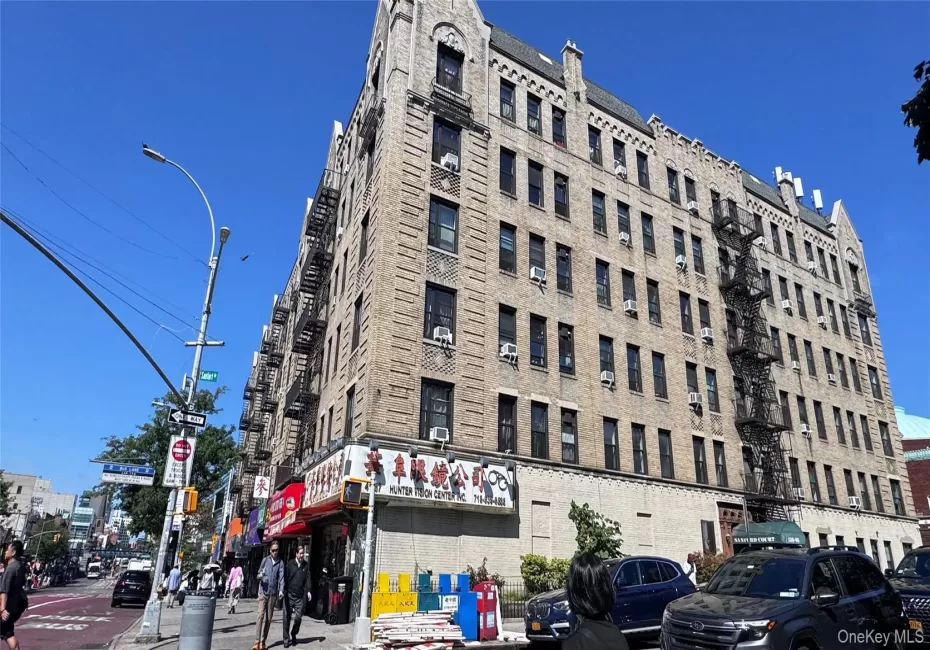136-05 Sanford Ave, New York, NY, 1 Bedroom Bedrooms, 5 Rooms Rooms,1 BathroomBathrooms,Residential,For Rent,Sanford Ave,0,1056479 136-05 Sanford Ave, New York, NY, 1 Bedroom Bedrooms, 5 Rooms Rooms,1 BathroomBathrooms,Residential,For Rent,Sanford Ave,0,1056479