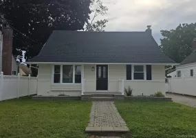 200 Raff Avenue, Hempstead, NY, 5 Bedrooms Bedrooms, 7 Rooms Rooms,2 BathroomsBathrooms,Residential,For Rent,Raff,0,1056403 200 Raff Avenue, Hempstead, NY, 5 Bedrooms Bedrooms, 7 Rooms Rooms,2 BathroomsBathrooms,Residential,For Rent,Raff,0,1056403