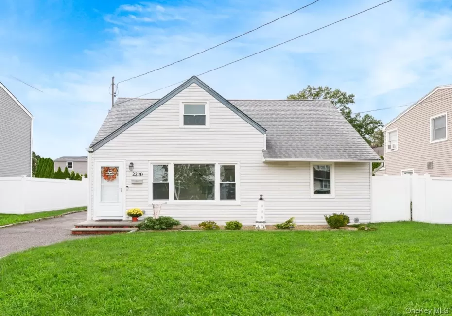 2230 Beech Street, Hempstead, NY, 3 Bedrooms Bedrooms, 5 Rooms Rooms,2 BathroomsBathrooms,Residential,For Rent,Beech,0,1055275 2230 Beech Street, Hempstead, NY, 3 Bedrooms Bedrooms, 5 Rooms Rooms,2 BathroomsBathrooms,Residential,For Rent,Beech,0,1055275