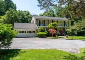 4 Pippin Lane, Huntington, NY, 4 Bedrooms Bedrooms, 9 Rooms Rooms,2 BathroomsBathrooms,Residential,For Rent,Pippin,0,919989 4 Pippin Lane, Huntington, NY, 4 Bedrooms Bedrooms, 9 Rooms Rooms,2 BathroomsBathrooms,Residential,For Rent,Pippin,0,919989
