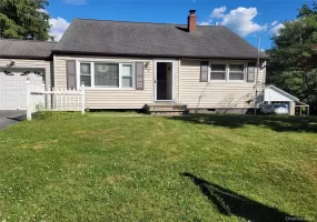 66 Phillips Street, Middletown, NY, 4 Bedrooms Bedrooms, 7 Rooms Rooms,1 BathroomBathrooms,Residential Lease,For Rent,Phillips,0,1028125 66 Phillips Street, Middletown, NY, 4 Bedrooms Bedrooms, 7 Rooms Rooms,1 BathroomBathrooms,Residential Lease,For Rent,Phillips,0,1028125