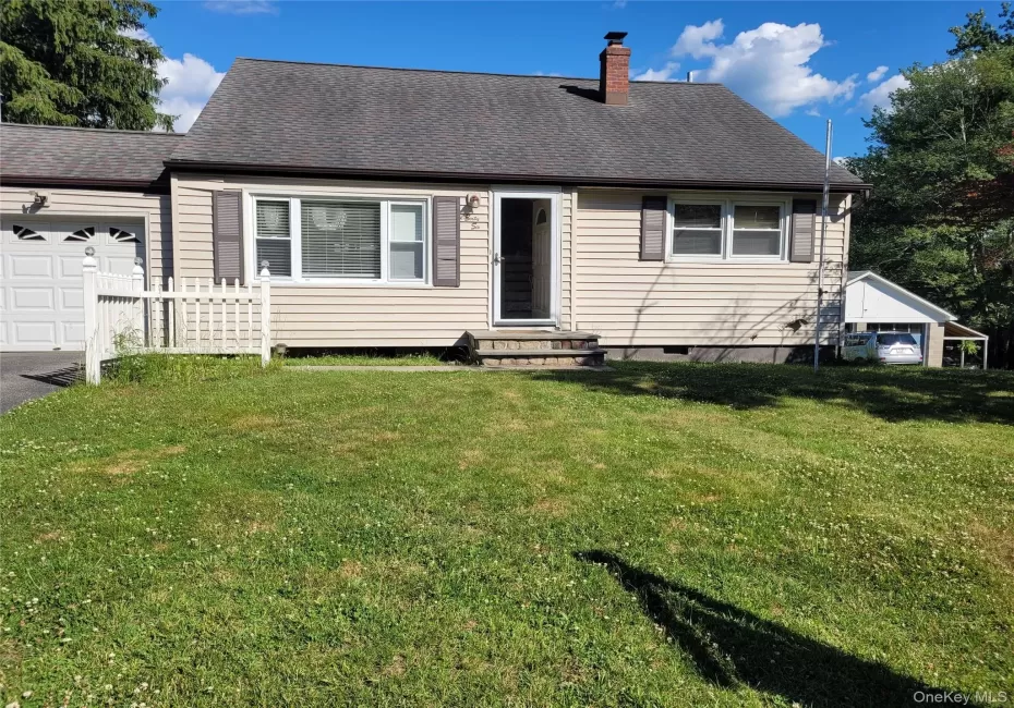 66 Phillips Street, Middletown, NY, 4 Bedrooms Bedrooms, 7 Rooms Rooms,1 BathroomBathrooms,Residential Lease,For Rent,Phillips,0,1028125 66 Phillips Street, Middletown, NY, 4 Bedrooms Bedrooms, 7 Rooms Rooms,1 BathroomBathrooms,Residential Lease,For Rent,Phillips,0,1028125