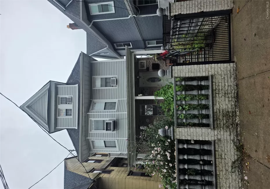 91-32 116th Street, New York, NY, 3 Bedrooms Bedrooms, 6 Rooms Rooms,1 BathroomBathrooms,Residential Lease,For Rent,116th,0,1056526 91-32 116th Street, New York, NY, 3 Bedrooms Bedrooms, 6 Rooms Rooms,1 BathroomBathrooms,Residential Lease,For Rent,116th,0,1056526