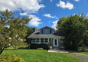 300 A Lakeside Road, Newburgh (town), NY, 4 Bedrooms Bedrooms, 7 Rooms Rooms,2 BathroomsBathrooms,Residential Lease,For Rent,Lakeside,0,1052809 300 A Lakeside Road, Newburgh (town), NY, 4 Bedrooms Bedrooms, 7 Rooms Rooms,2 BathroomsBathrooms,Residential Lease,For Rent,Lakeside,0,1052809