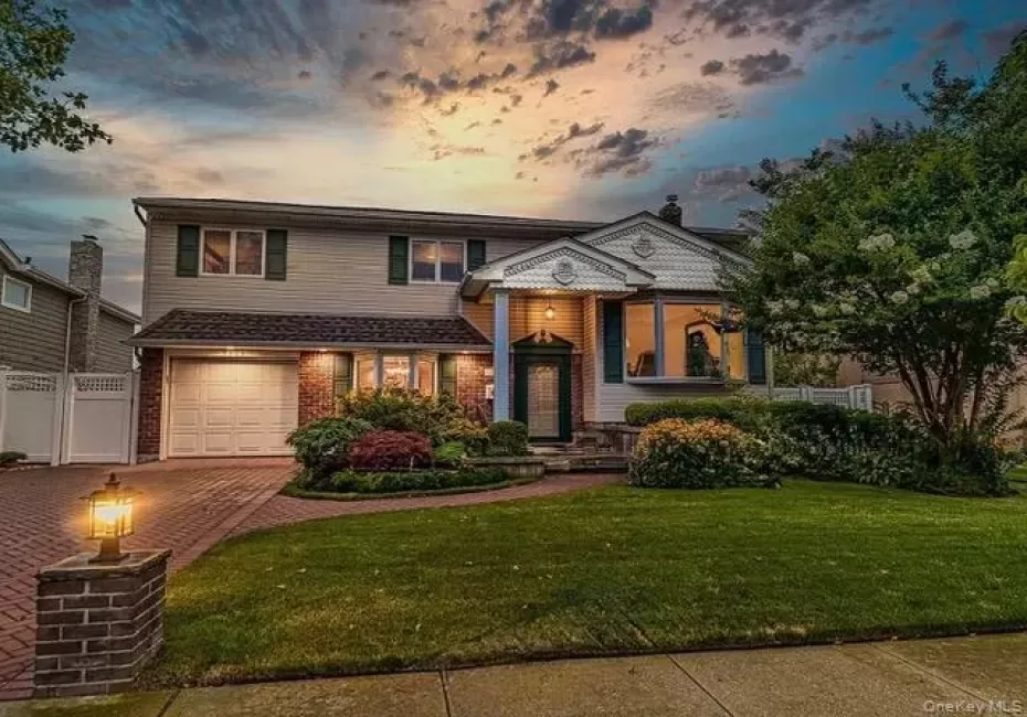 3426 Bertha Drive, Hempstead, NY, 5 Bedrooms Bedrooms, 9 Rooms Rooms,2 BathroomsBathrooms,Residential,For Rent,Bertha,0,1053655 3426 Bertha Drive, Hempstead, NY, 5 Bedrooms Bedrooms, 9 Rooms Rooms,2 BathroomsBathrooms,Residential,For Rent,Bertha,0,1053655