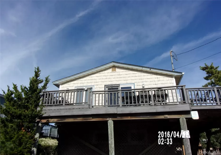 409 A Dune Road, Southampton, NY, 3 Bedrooms Bedrooms, 5 Rooms Rooms,1 BathroomBathrooms,Residential Lease,For Rent,Dune,0,1055599 409 A Dune Road, Southampton, NY, 3 Bedrooms Bedrooms, 5 Rooms Rooms,1 BathroomBathrooms,Residential Lease,For Rent,Dune,0,1055599