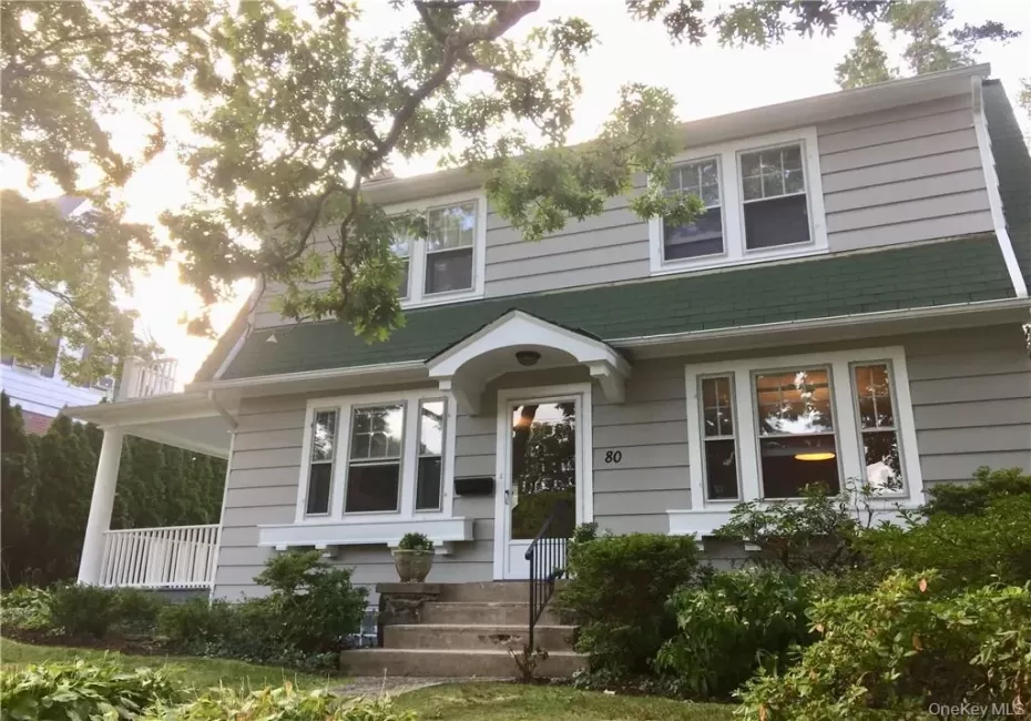 80 Edgewood Avenue, Mamaroneck, NY, 3 Bedrooms Bedrooms, 6 Rooms Rooms,1 BathroomBathrooms,Residential Lease,For Rent,Edgewood,0,1054453 80 Edgewood Avenue, Mamaroneck, NY, 3 Bedrooms Bedrooms, 6 Rooms Rooms,1 BathroomBathrooms,Residential Lease,For Rent,Edgewood,0,1054453