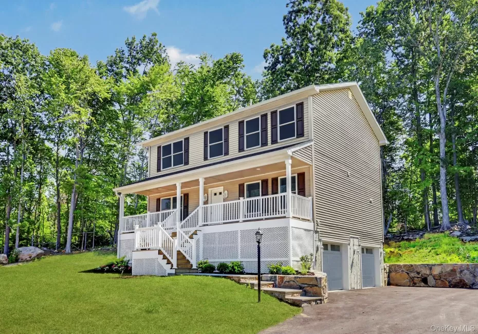 32 Spruce Road, Southeast, NY, 3 Bedrooms Bedrooms, 8 Rooms Rooms,2 BathroomsBathrooms,Residential Lease,For Rent,Spruce,0,1056199 32 Spruce Road, Southeast, NY, 3 Bedrooms Bedrooms, 8 Rooms Rooms,2 BathroomsBathrooms,Residential Lease,For Rent,Spruce,0,1056199