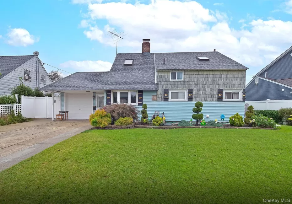93 Abbey Lane, Hempstead, NY, 4 Bedrooms Bedrooms, 7 Rooms Rooms,1 BathroomBathrooms,Residential,For Rent,Abbey,0,1055807 93 Abbey Lane, Hempstead, NY, 4 Bedrooms Bedrooms, 7 Rooms Rooms,1 BathroomBathrooms,Residential,For Rent,Abbey,0,1055807