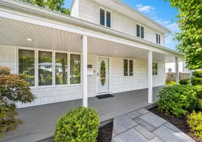 1524 Monroe Avenue, Islip, NY, 3 Bedrooms Bedrooms, 10 Rooms Rooms,3 BathroomsBathrooms,Residential,For Rent,Monroe,0,1056128 1524 Monroe Avenue, Islip, NY, 3 Bedrooms Bedrooms, 10 Rooms Rooms,3 BathroomsBathrooms,Residential,For Rent,Monroe,0,1056128